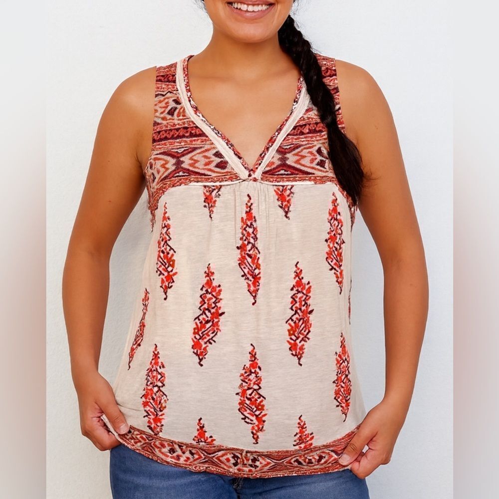 Akemi + Kin Anthropologie Boho Sleeveless Top V-neck Aztec Print Size M